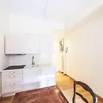 Central quiet apartment&terrace